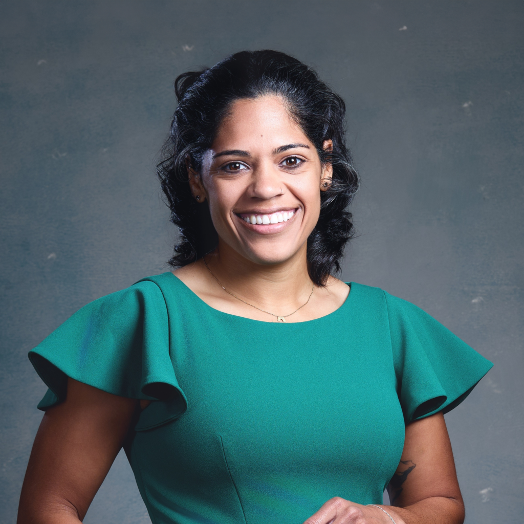 Liz Pagan headshot